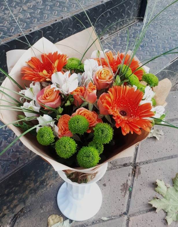 Букет цветов из: Герберы, Хризантемы, Альстромерии и Розы в Черемном