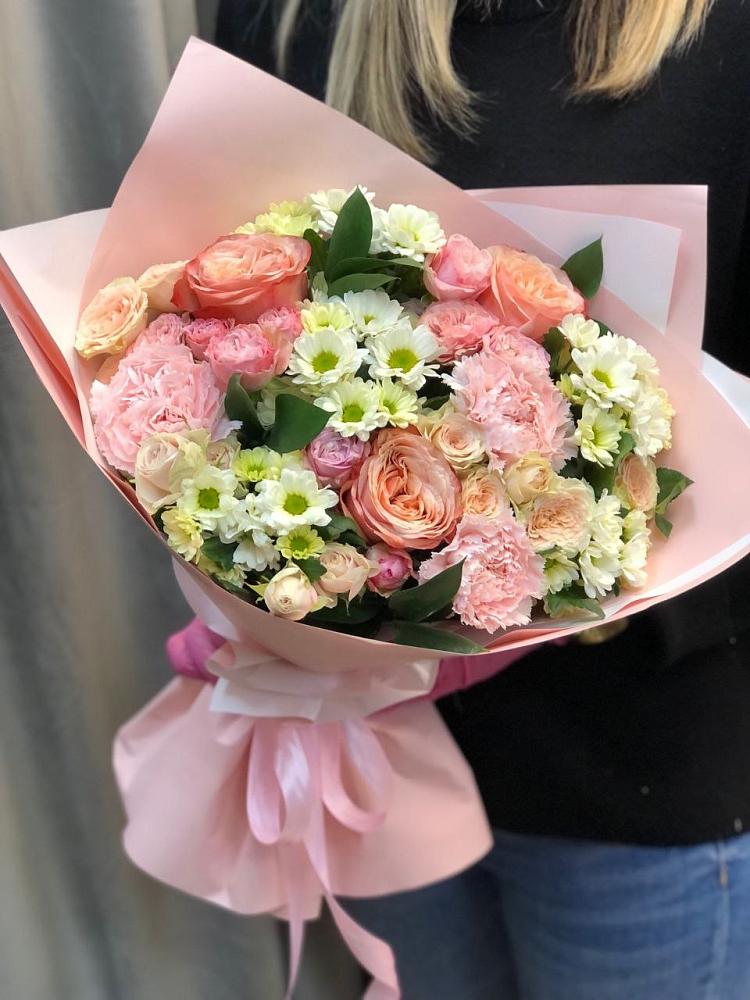 Букет цветов из: Гвоздики, Розы и Хризантемы в Черемном