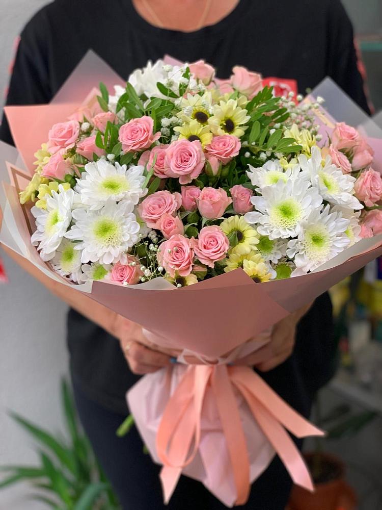 Букет цветов из: Розы и Хризантемы в Черемном