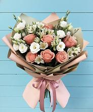 Букет цветов из:  Розы, Альстромерии и Лизиантусы #REPLACE_PRED# Черемном