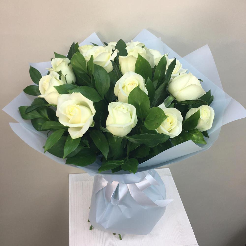Букет 15 Белых роз Проуд в Черемном