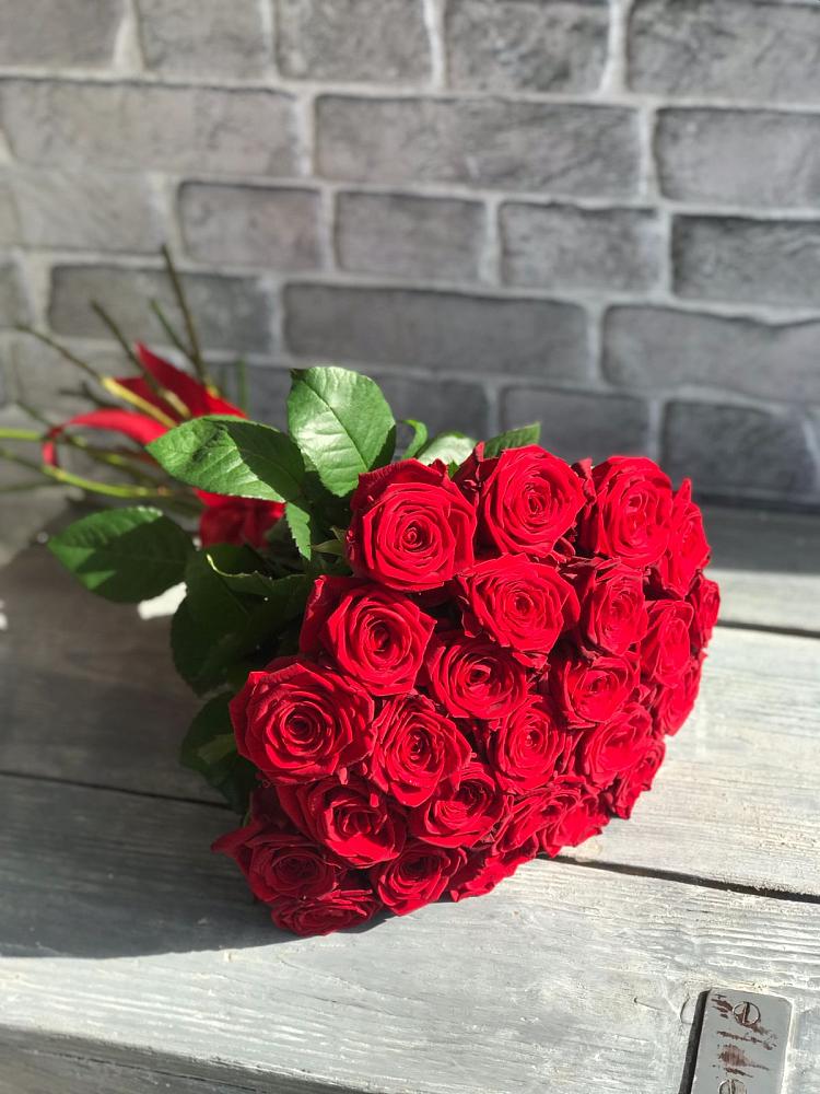 Букет Красные розы Фридом в Черемном