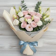 Букет цветов из:  Лизиантусы в Черемном