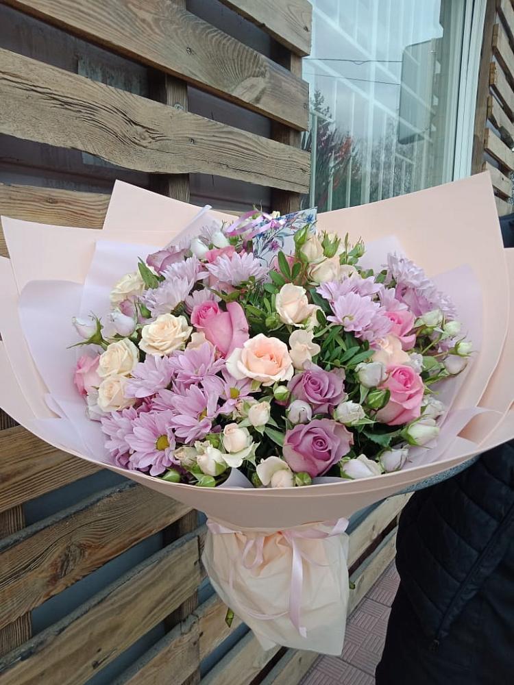 Букет цветов из: Розы и Хризантемы в Черемном