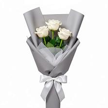 Букет 3 белые розы в Черемном