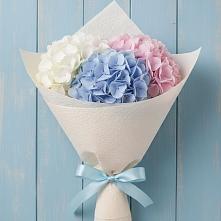 Букет цветов из:  Гортензия в Черемном