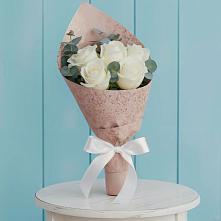 Букет цветов из:  Розы в Черемном