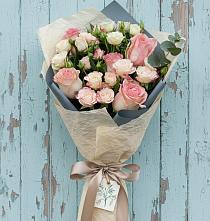 Букет цветов из:  Розы в Черемном