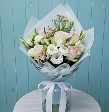 Букет цветов из:  Розы и Лизиантусы в Черемном
