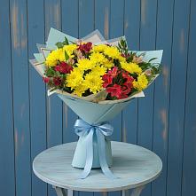 Букет цветов из:  Альстромерии и Хризантемы в Черемном